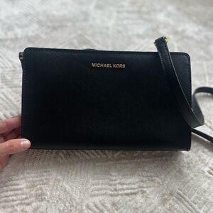 Michael Kors Large Jetset Travel Crossbody - NWT